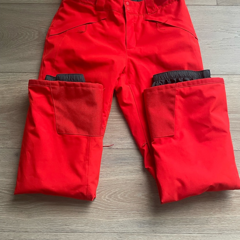 Eddie Bauer WeatherEdge  Plus lined red ski pants Size Small